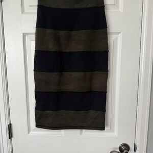 Lululemon Athletica Camo Black and Green Striped Pencil Skirt
